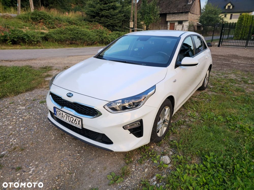 Kia Ceed - 4