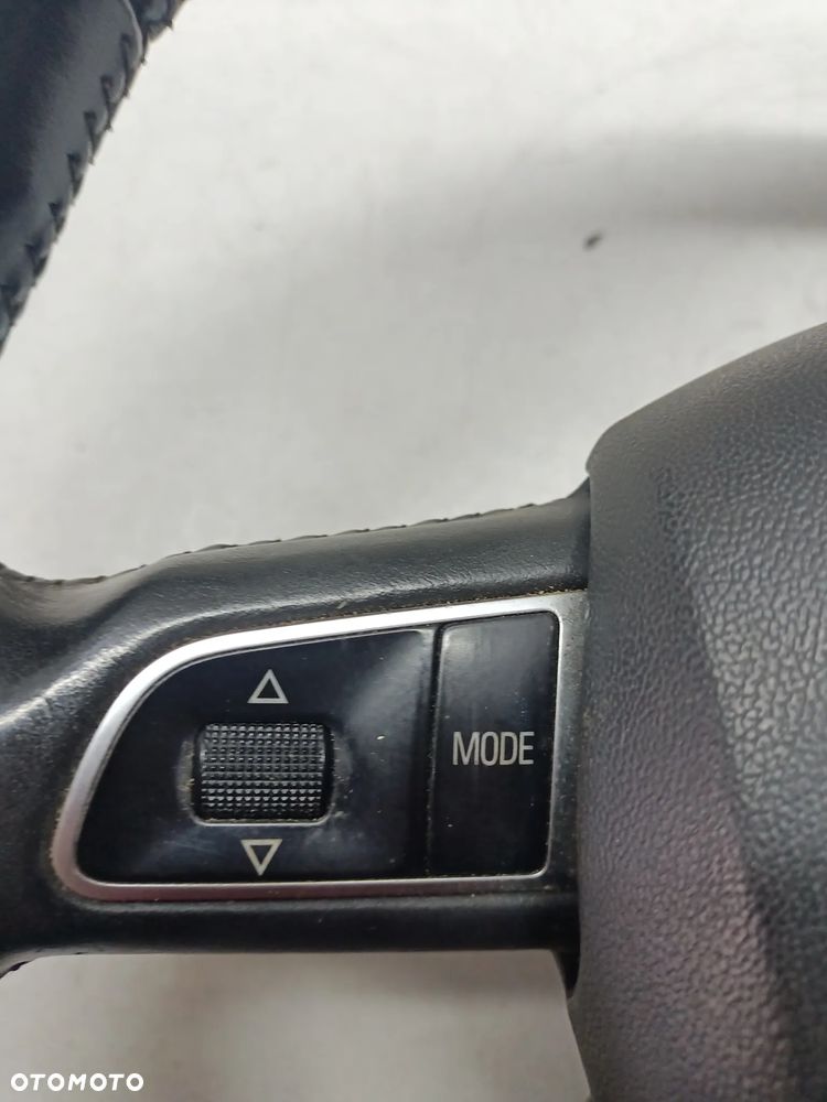 KIEROWNICA MULTIFUNKCJA AUDI A4/B8 /A5/8T -8K0419091BG - 3