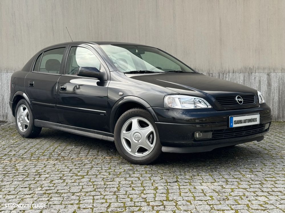 Opel Astra 1.2 Club - 4