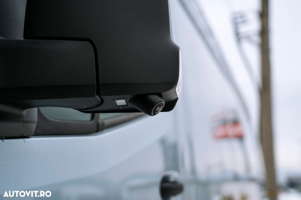 Mercedes-Benz Sprinter 319 CDI furgon - 18