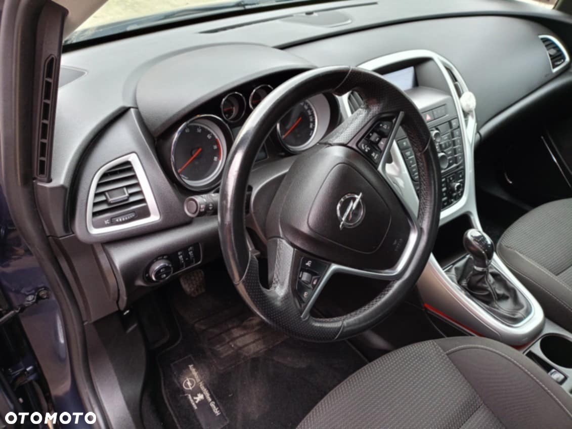 Opel Astra - 13