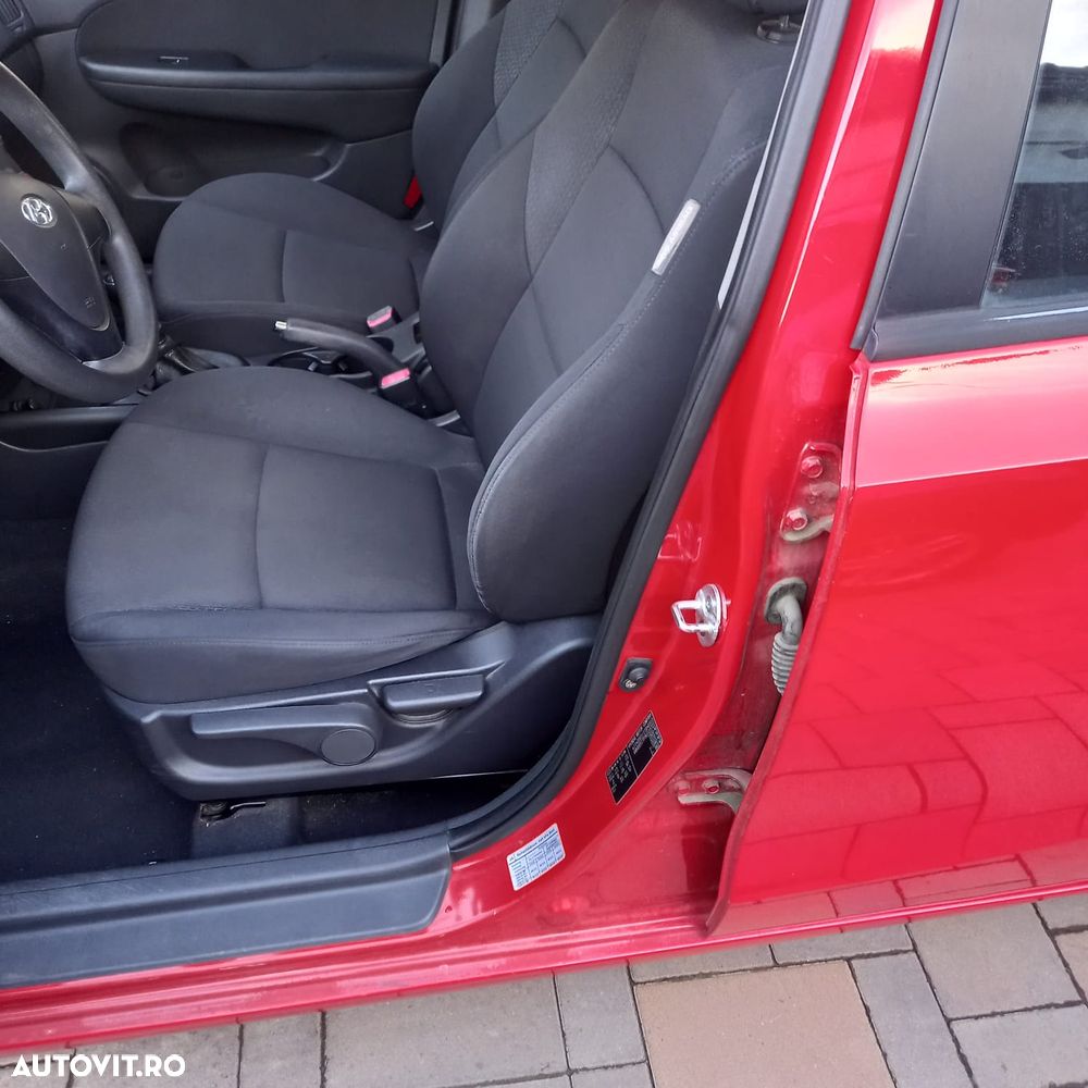 Hyundai i30 1.6 CRDI VM Classic - 9