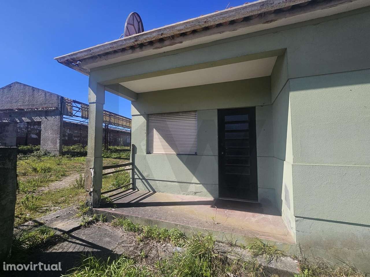 Oportunidade de Investimento: Moradia e Armazéns com 2.000m2 em Santa - Grande imagem: 3/22