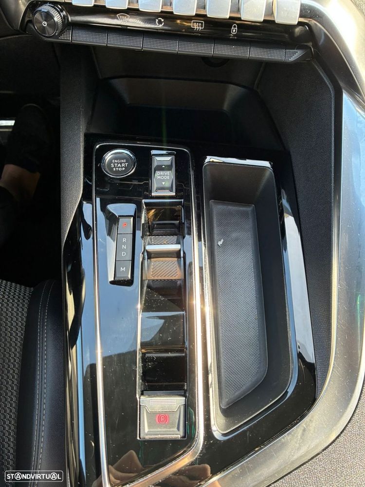 Peugeot 5008 1.5 BlueHDi GT Pack EAT8 - 20