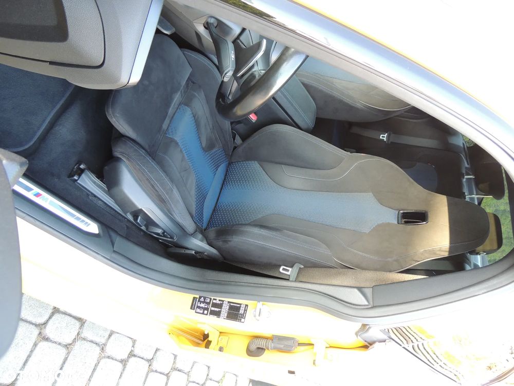 BMW Seria 2 220d xDrive - 21