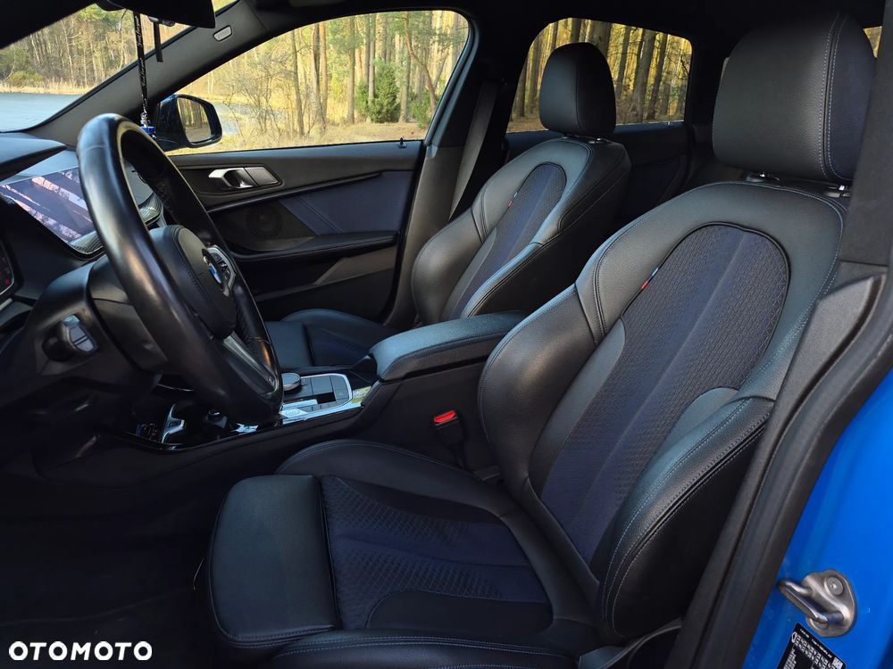 BMW Seria 2 218i M Sport - 29