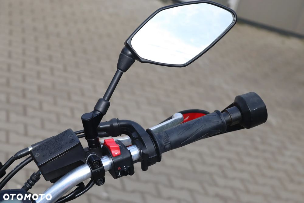 Yamaha MT - 20