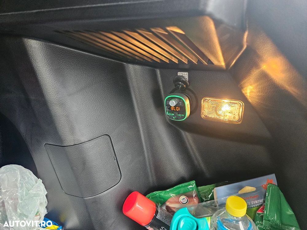Suzuki Vitara 1.4 Boosterjet MHEV Luxus - 11