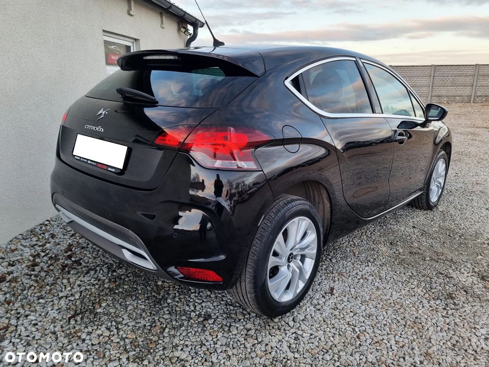 Citroën DS4 1.6 e-HDi SoChic MCP - 5