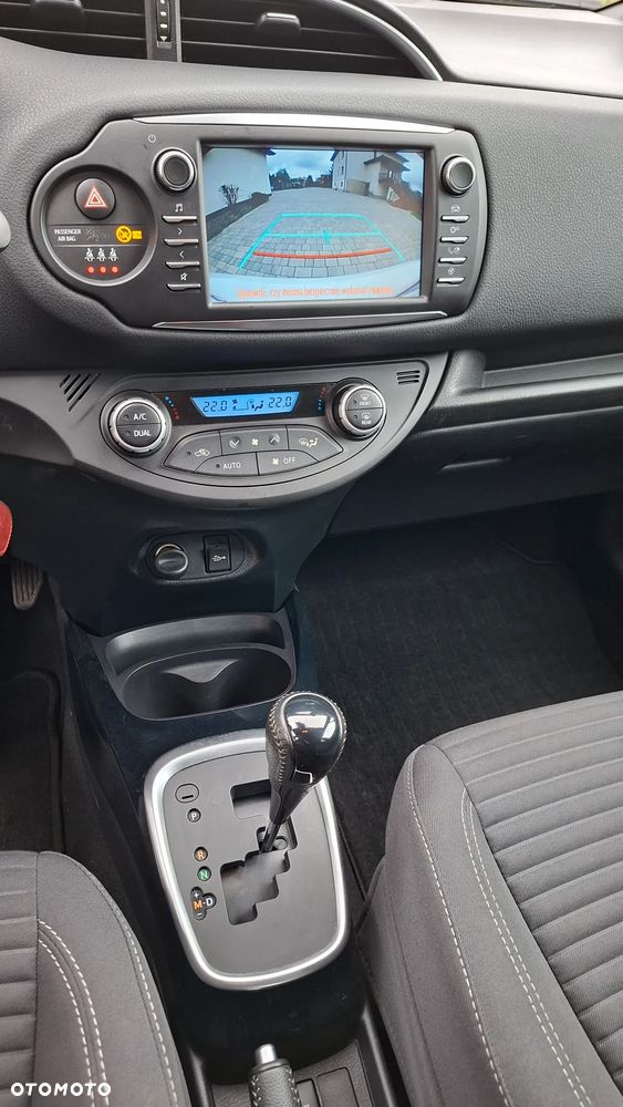 Toyota Yaris 1.5 Selection CVT - 13