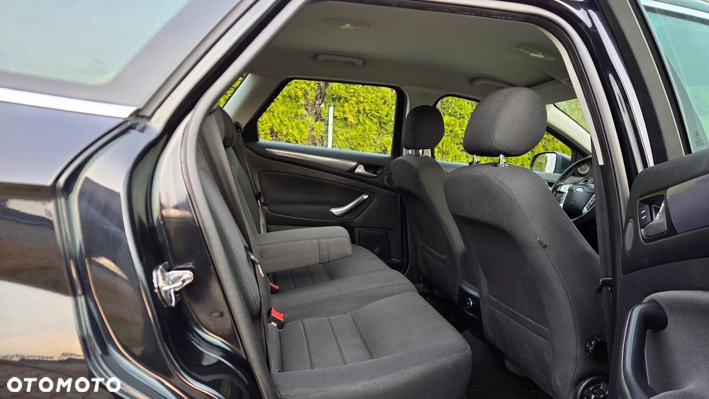 Ford Mondeo 2.0 TDCi Titanium X - 21