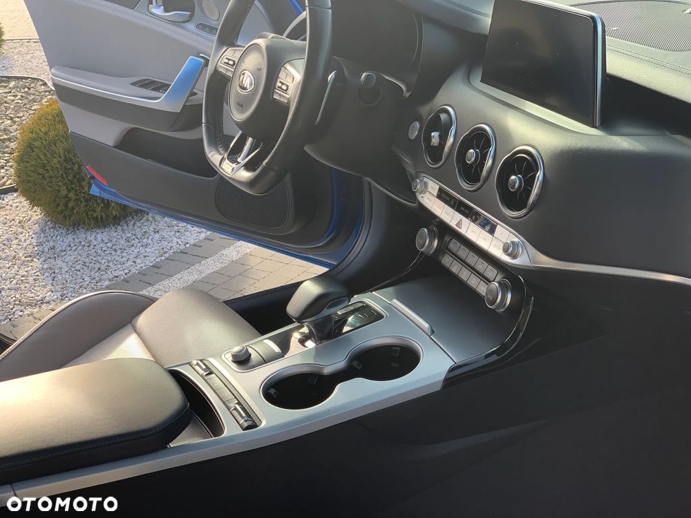 Kia Stinger 3.3 T-GDI V6 GT AWD - 10