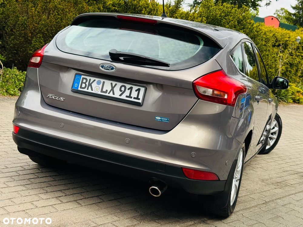 Ford Focus 2.0 TDCi DPF Start-Stopp-System Titanium - 21