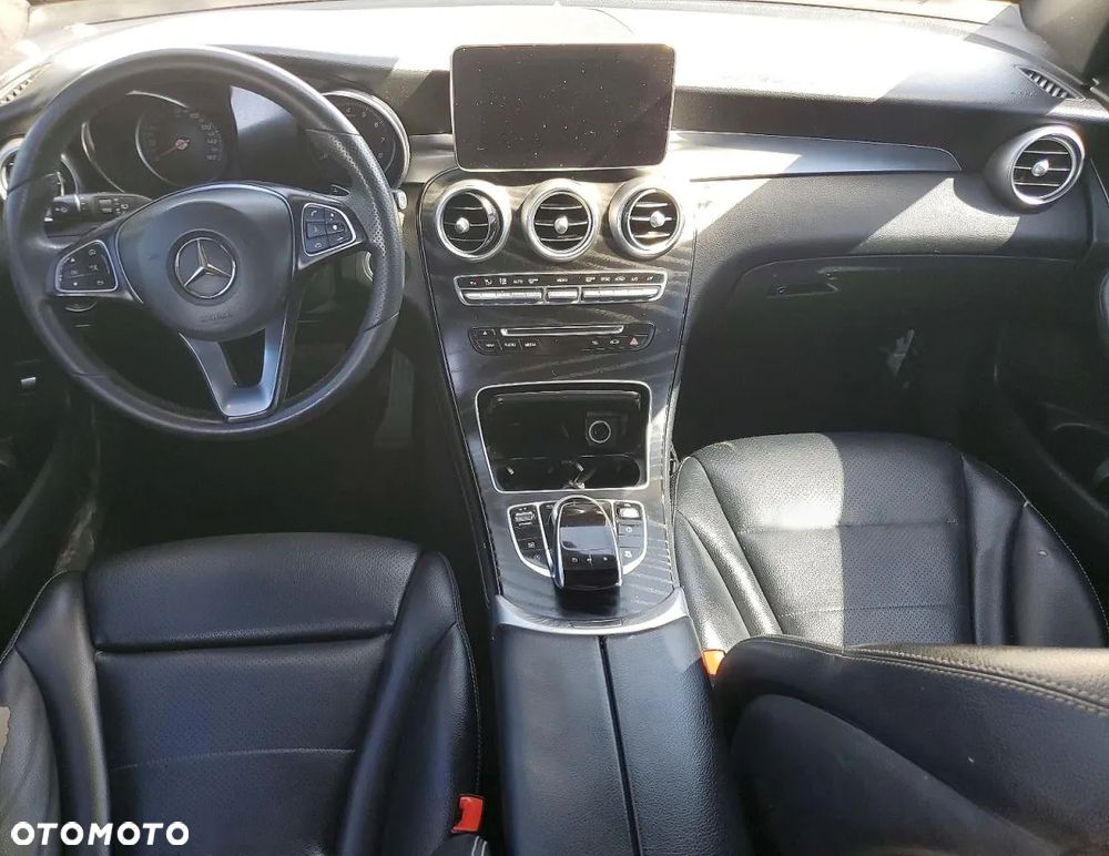 Mercedes-Benz GLC 300 4Matic 9G-TRONIC - 7