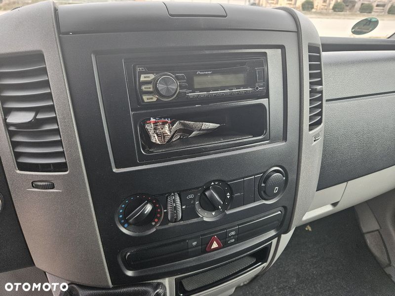 Volkswagen CRAFTER - 21