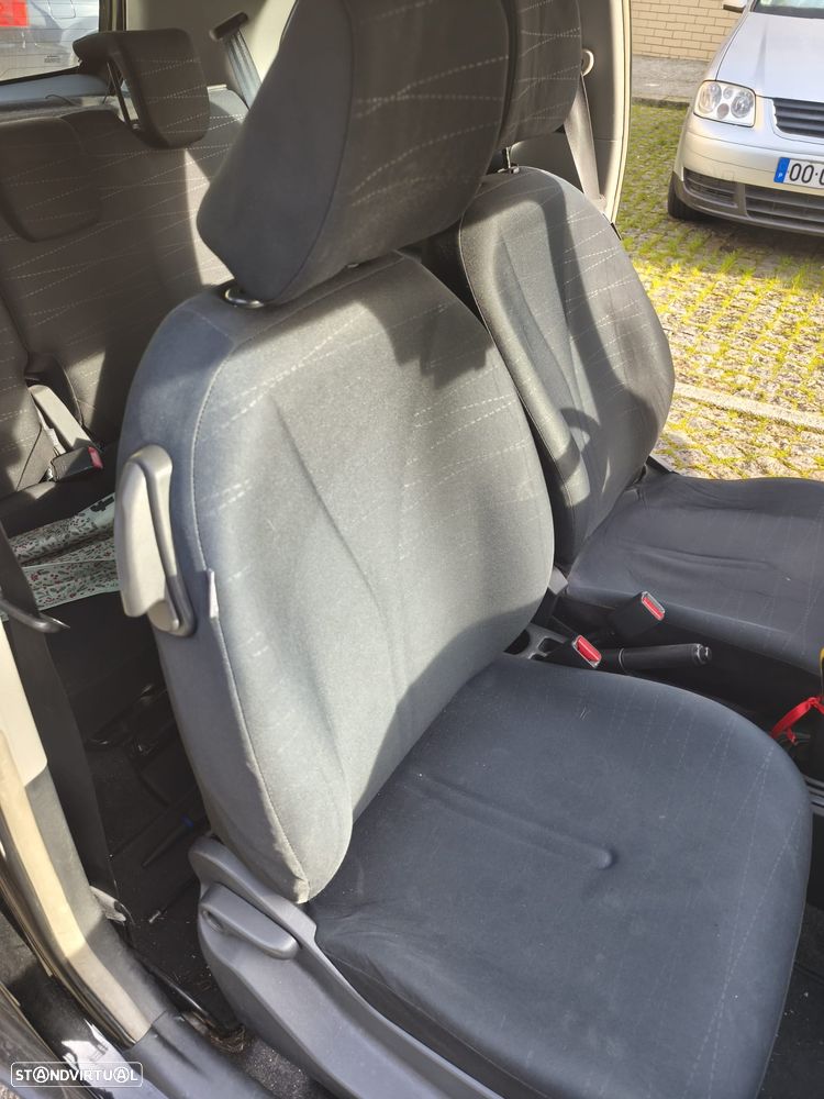 Toyota Yaris 1.3 VVT-i Sol High Pack - 21