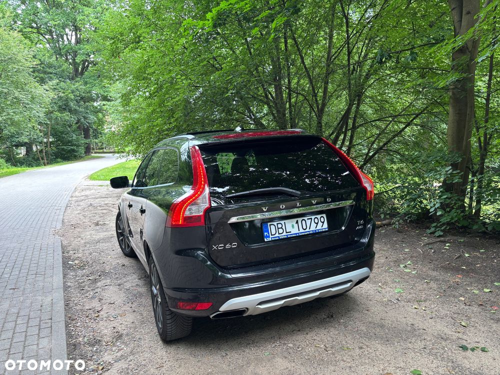 Volvo XC 60 T6 AWD Drive-E Summum - 6