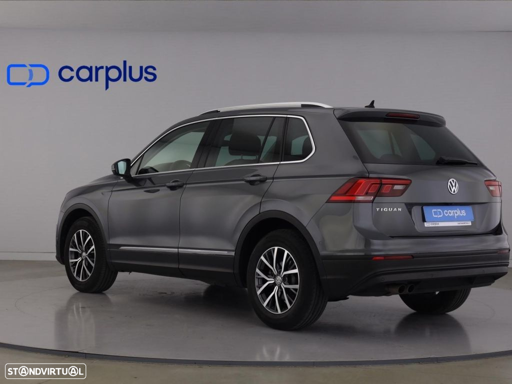 VW Tiguan 1.5 TSI Confortline - 5