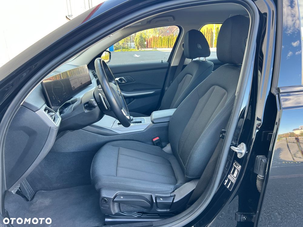 BMW Seria 3 318i Advantage - 16