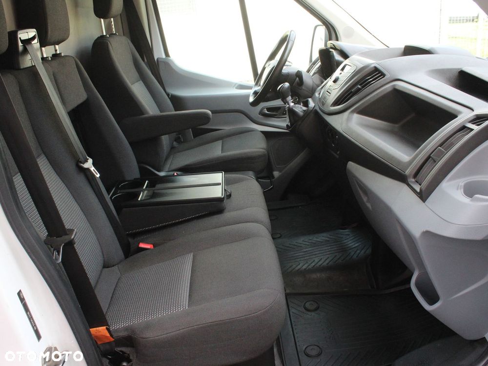 Ford Transit - 7