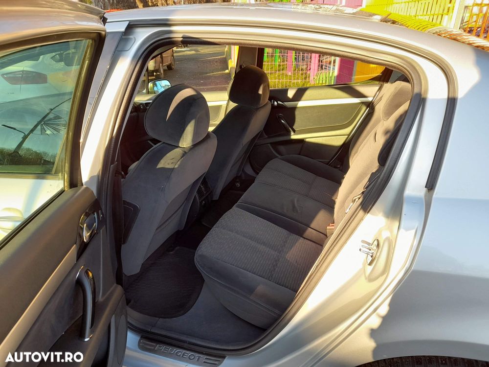 Peugeot 407 2.0HDi ST Confort - 13