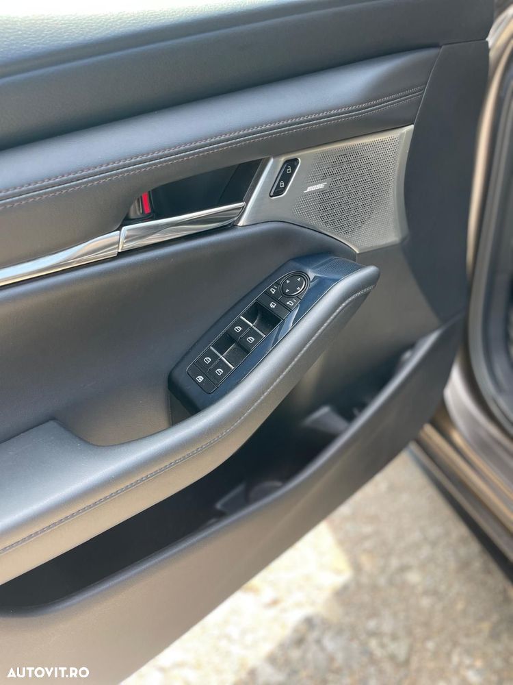 Mazda 3 e-Skyactiv G122 MHEV Exclusive-Line - 16