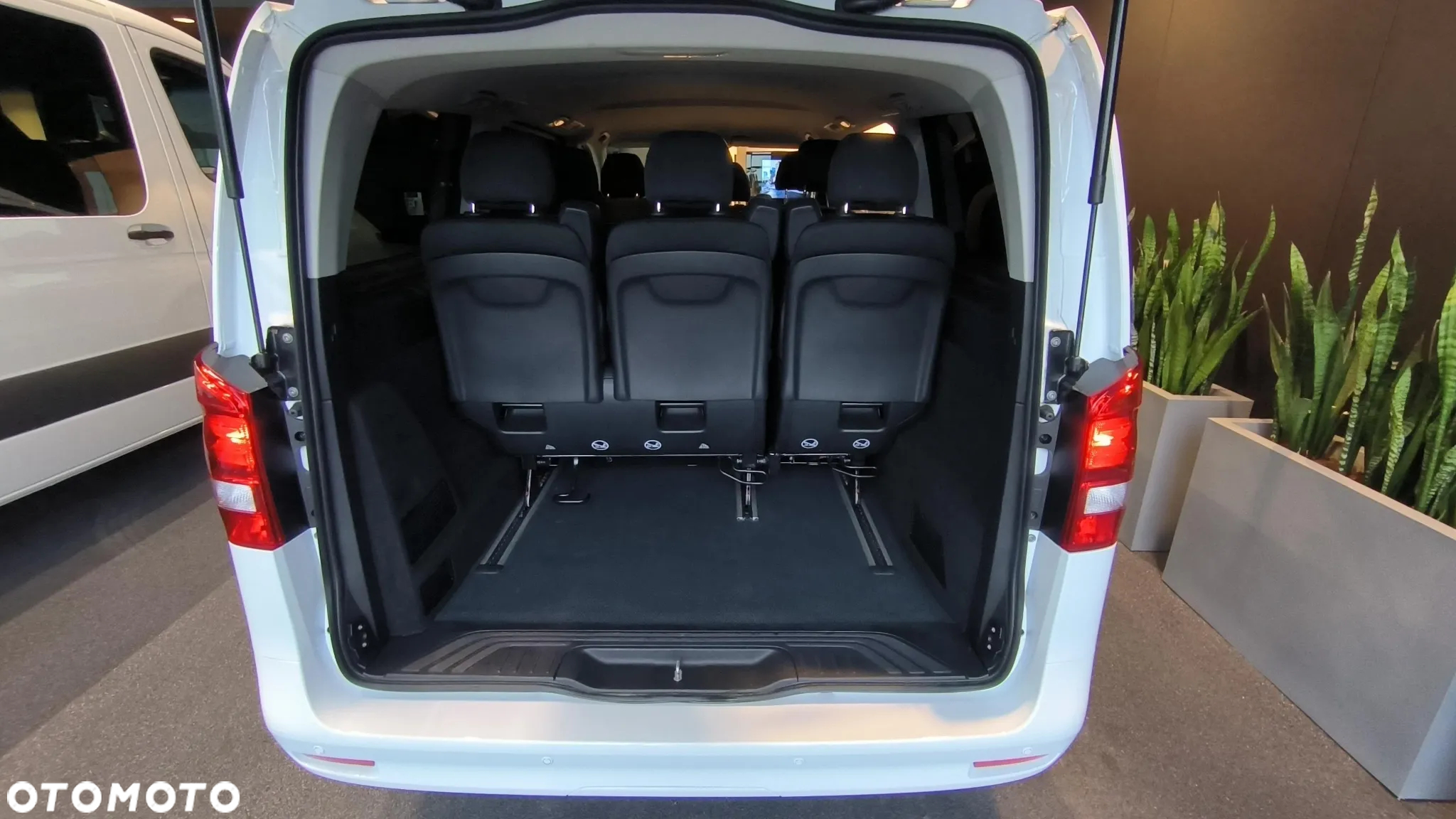 Mercedes-Benz Vito - 17