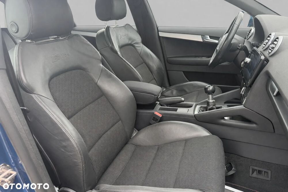 Audi A3 Sportback 2.0 TFSI S line Sportpaket - 10