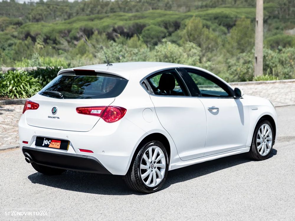Alfa Romeo Giulietta 1.6 JTDM Super TCT - 4