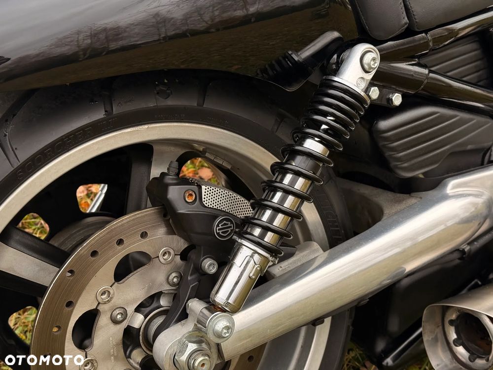 Harley-Davidson V-Rod Muscle - 23