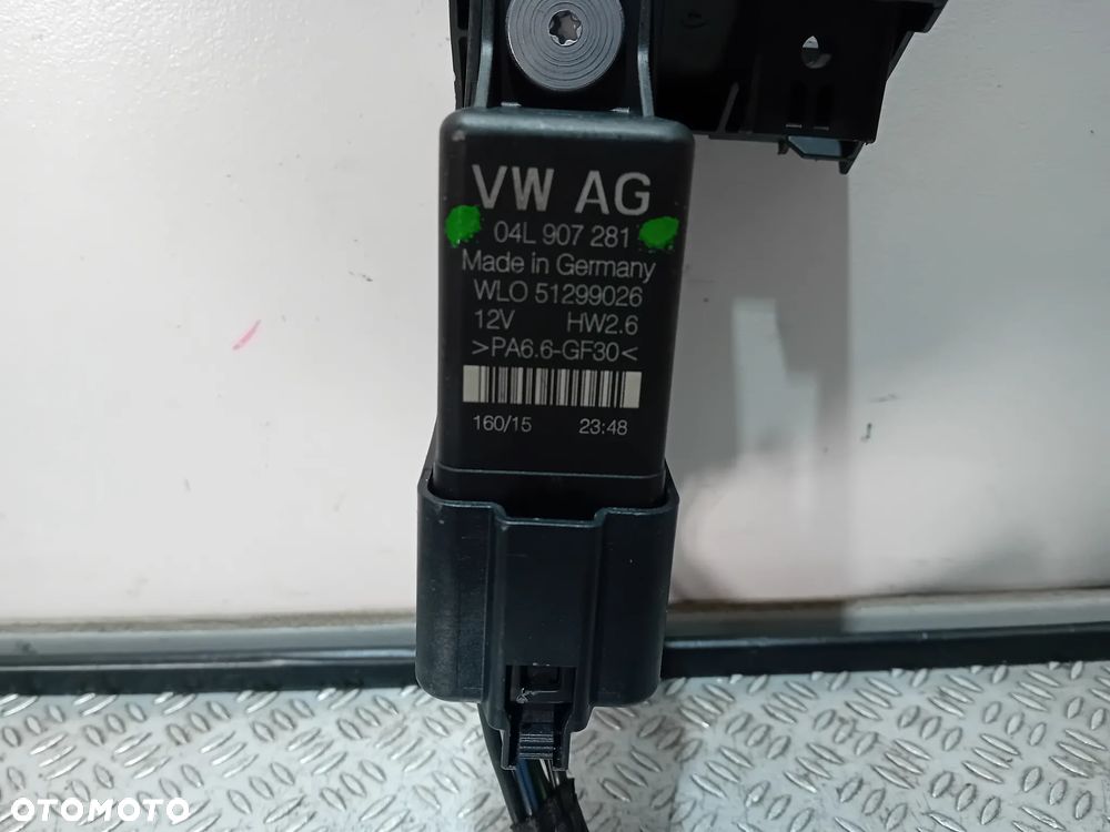 przekaźnik świec żarowych Audi Q3 2.0 TDI 2015 04L907281 - 2