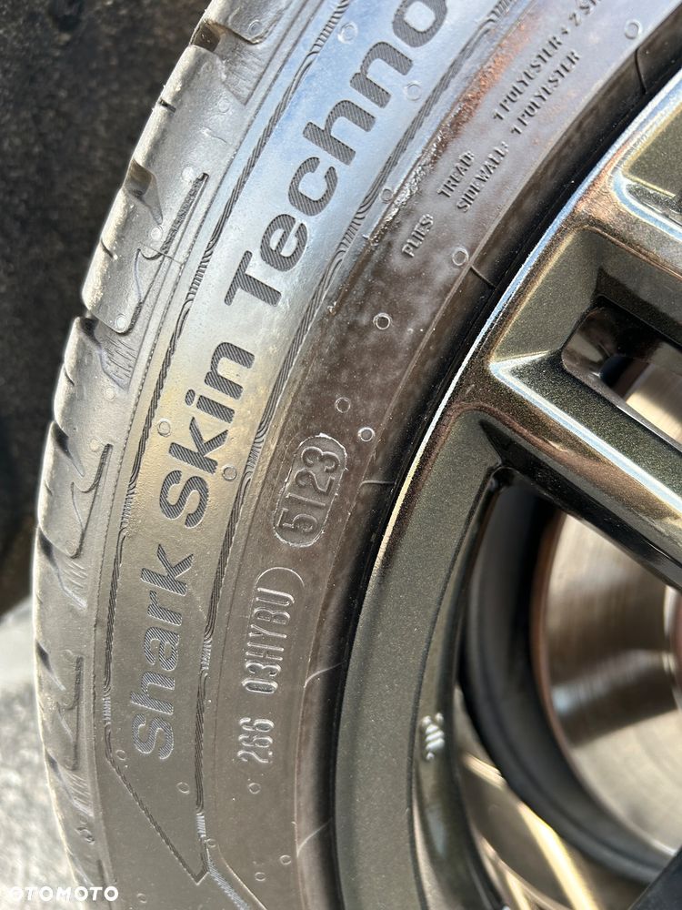 Audi A4 ver-avant-1-8-tfsi-s-line-sportpaket-plus- - 25