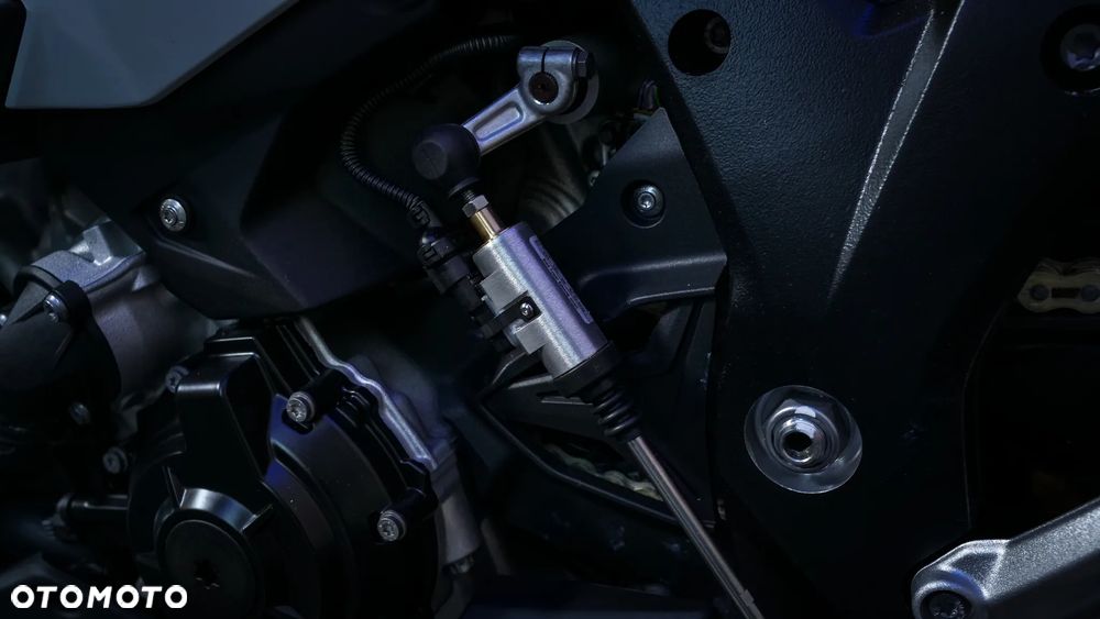 BMW XR - 14
