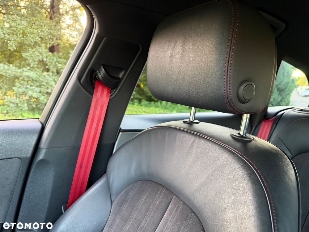 Audi A6 Avant 2.0 TDI Ultra DPF S tronic - 21