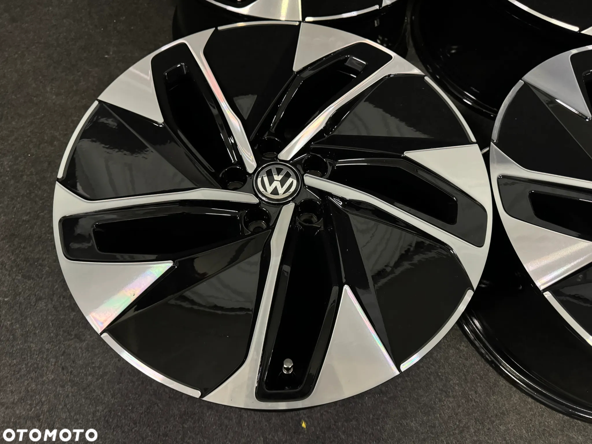 Alufelgi VW ID.4, Tiguan II, T-Roc, Passat B8 19 cali 5x112 4szt. Ładne! - 13