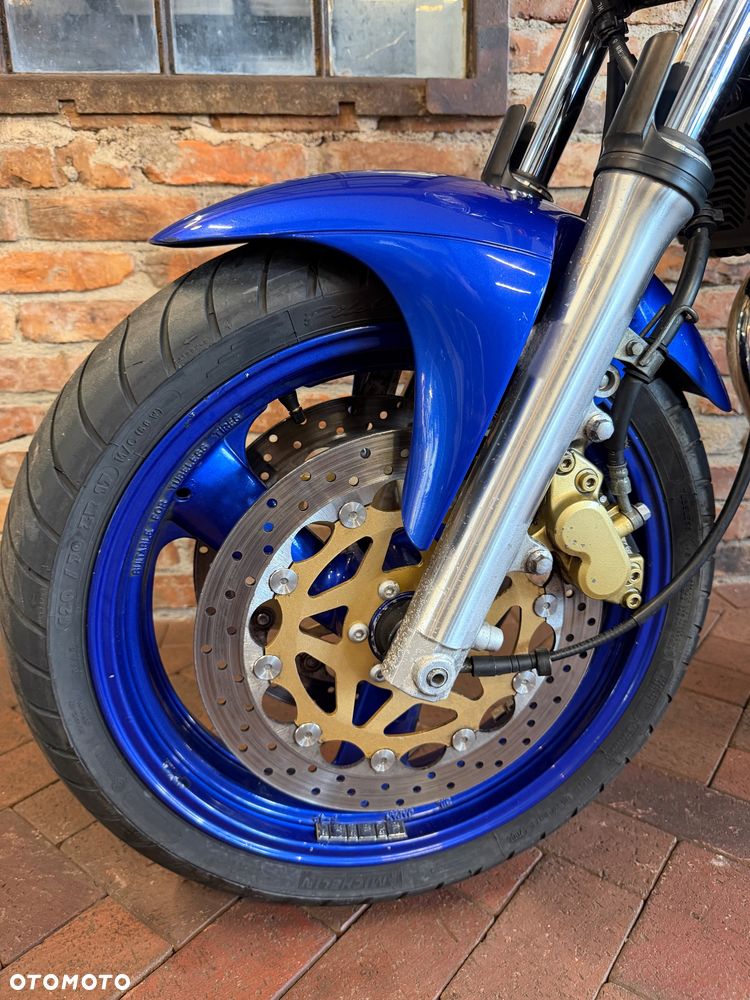 Yamaha XJR - 14