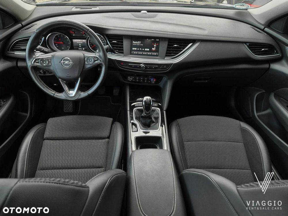 Opel Insignia - 18