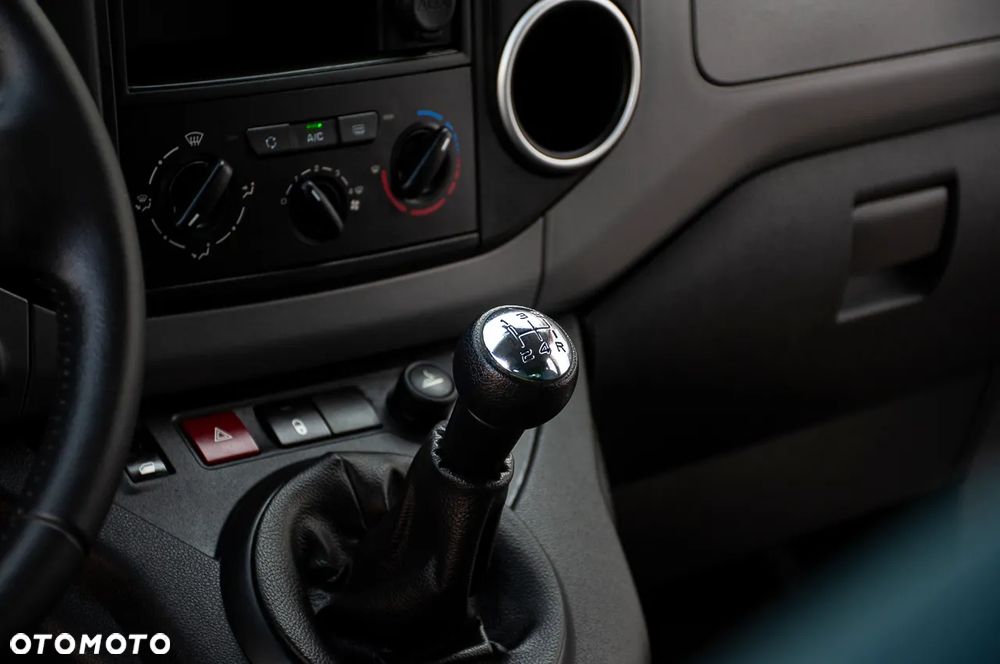 Citroën Berlingo Multispace VTi 95 SELECTION - 37
