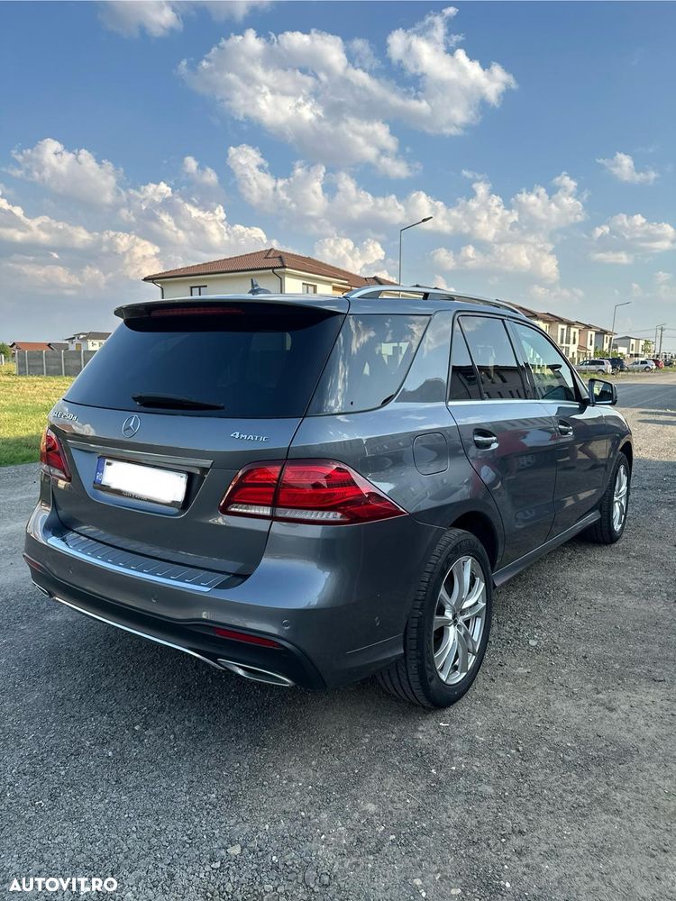 Mercedes-Benz GLE 250 d 4MATIC - 4
