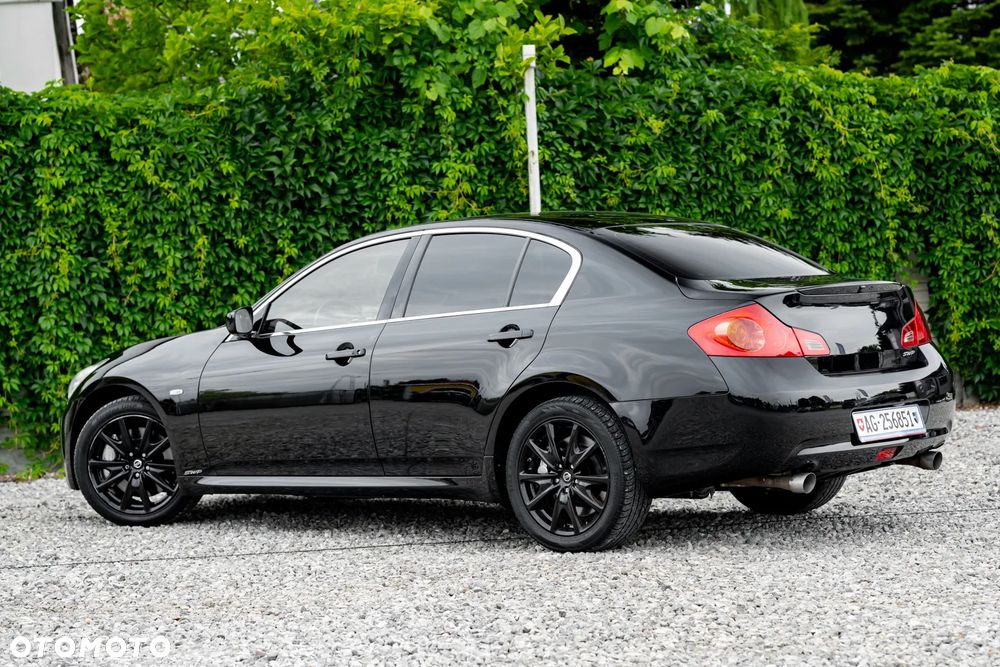 Infiniti G G37 S - 12