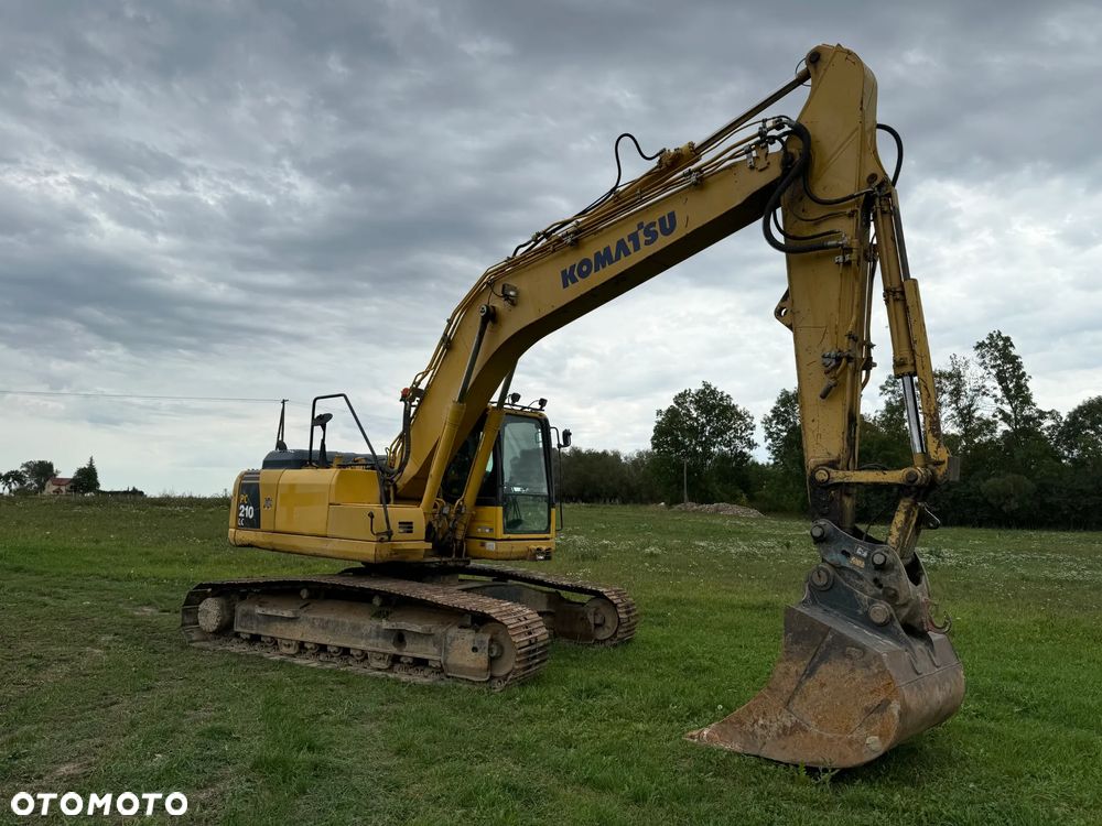 Komatsu PC210 LC - 1