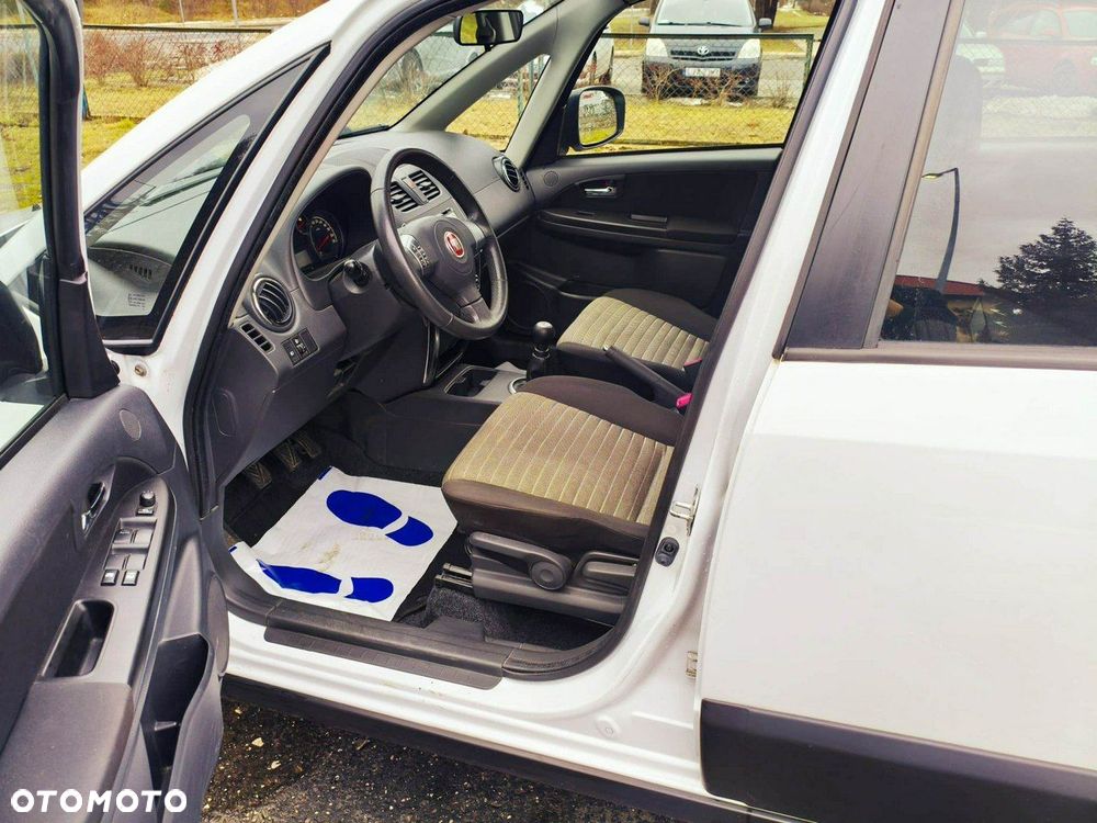 Fiat Sedici - 7