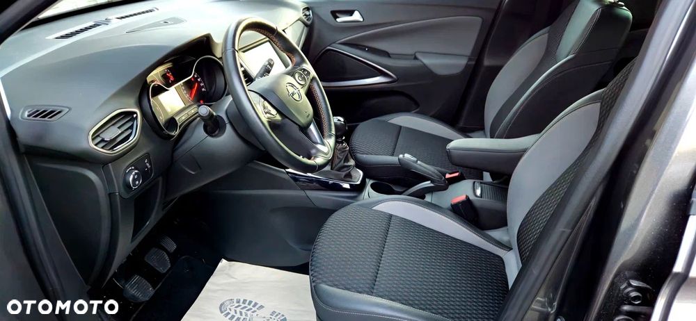 Opel Crossland X - 13