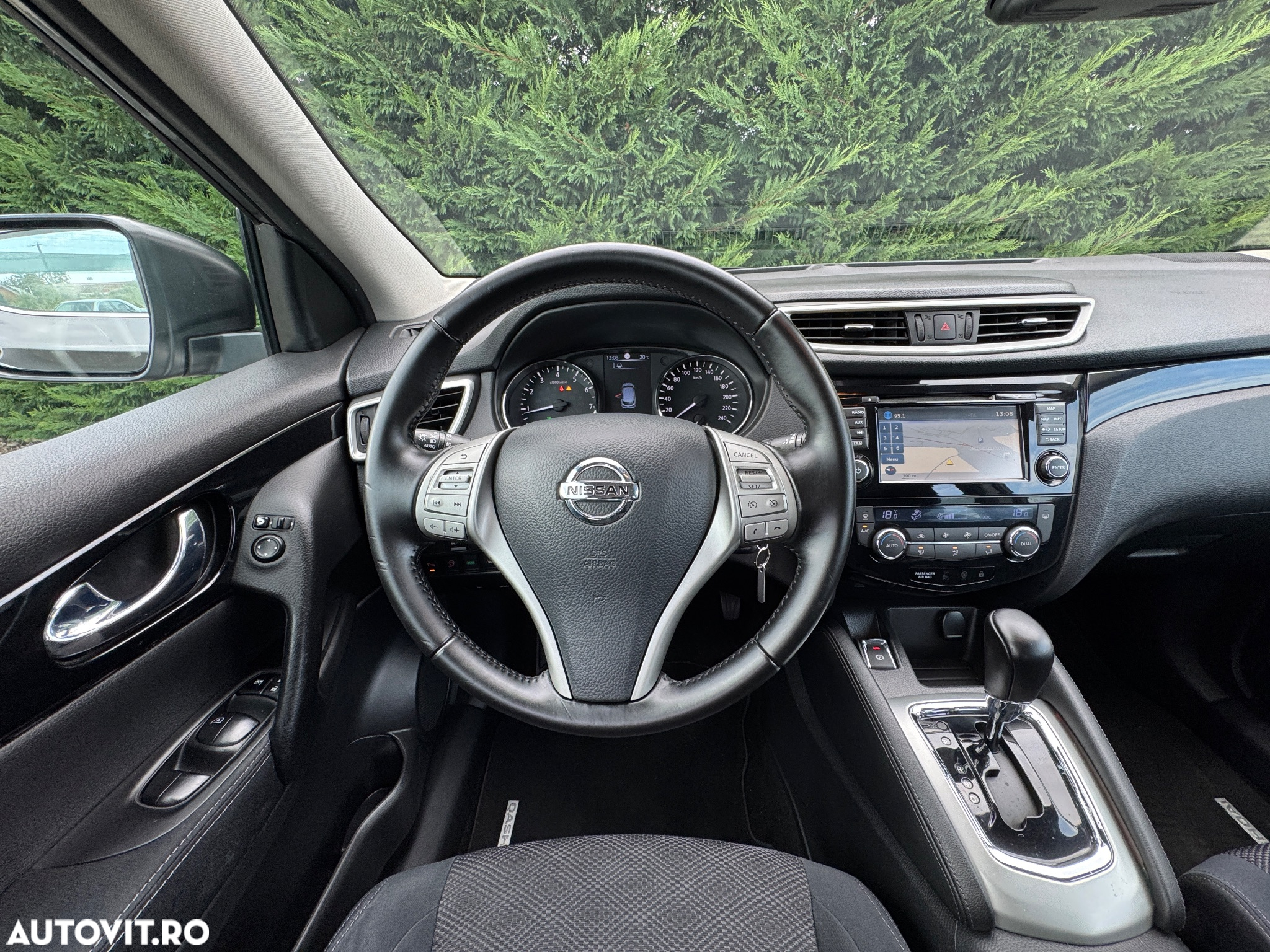 Nissan Qashqai 1.2 DIG-T Start/Stop X-TRONIC N-Connecta - 17