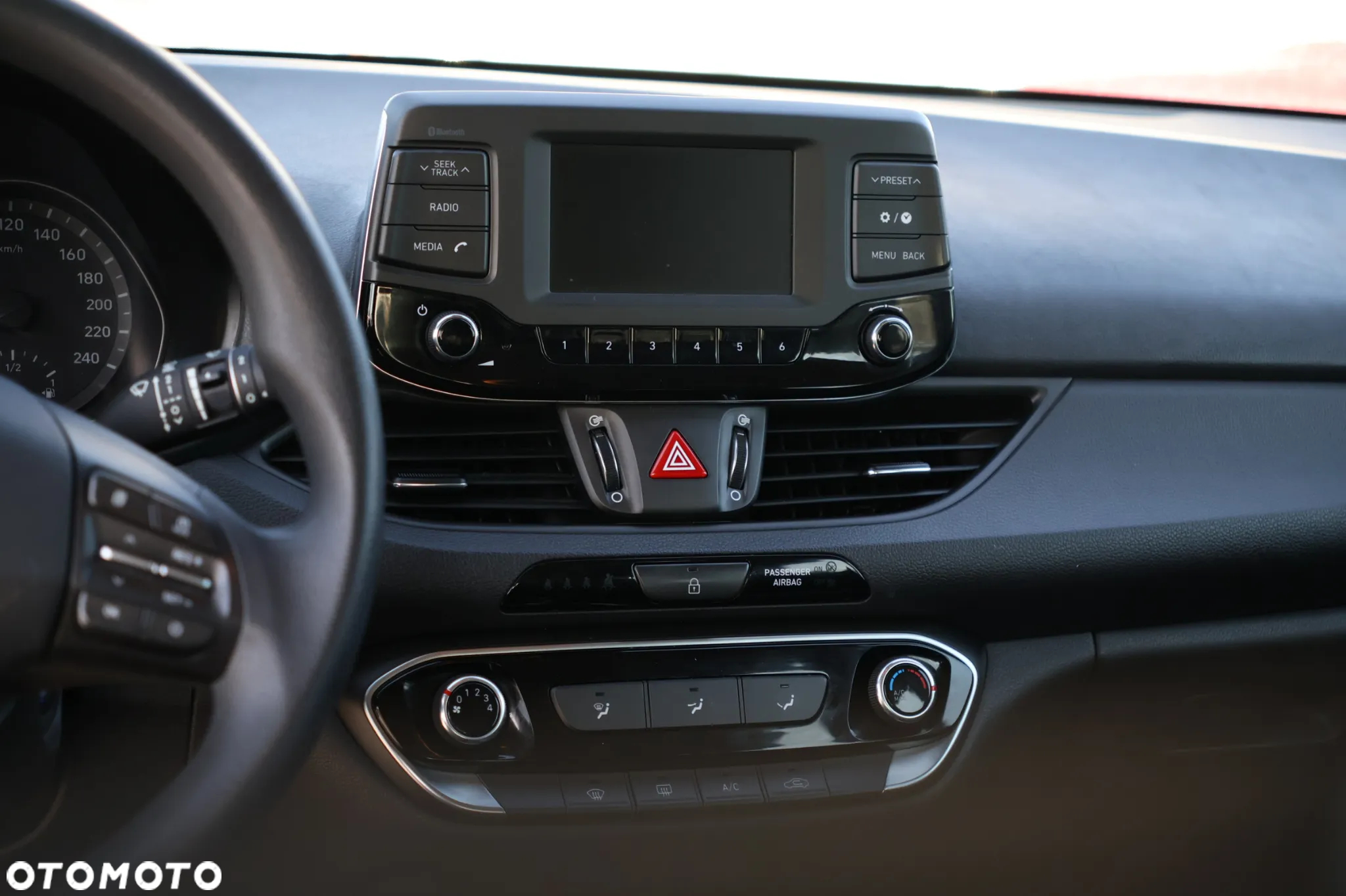 Hyundai i30 1.6 CRDI Trend - 8