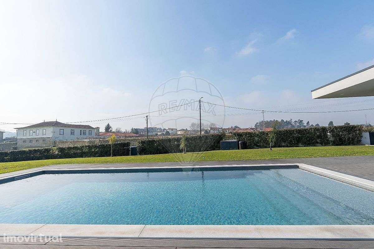 Moradia T4 para venda - Grande imagem: 4/50