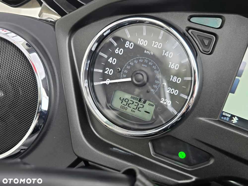 Yamaha Venture - 5