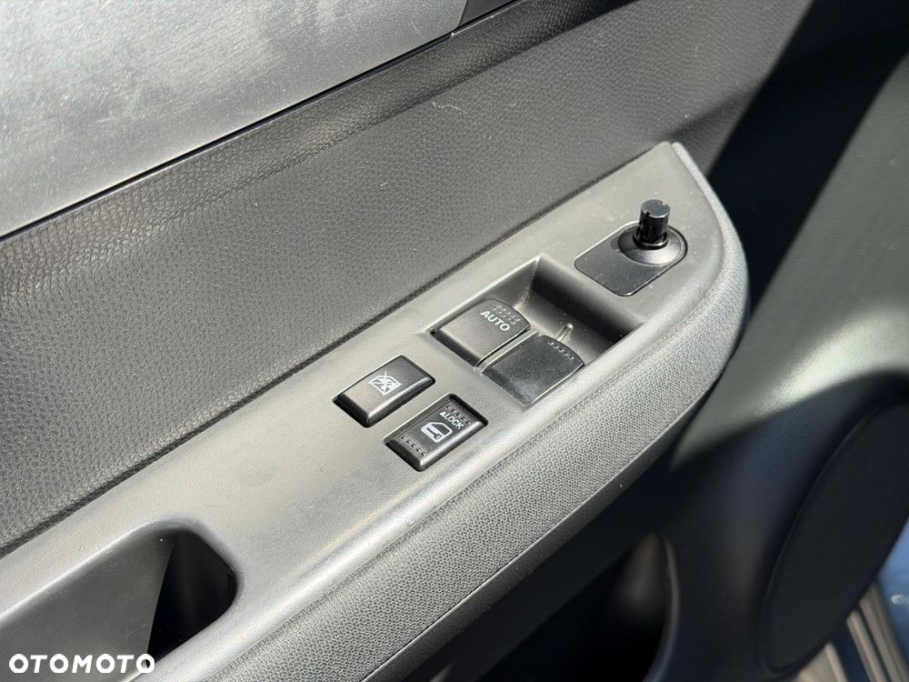 Suzuki Swift - 15