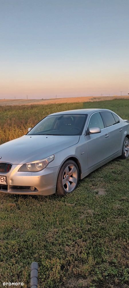 BMW Seria 5 520i - 2