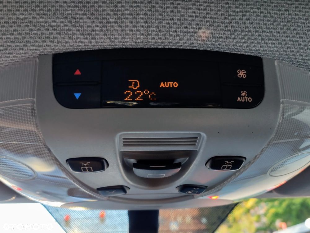 Mercedes-Benz Viano - 33